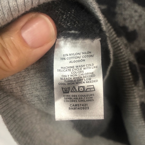 Loft Animal Print Neutral Crew Neck Sweater Soft Fuzzy Textured Banded Hem - Picture 9 of 10